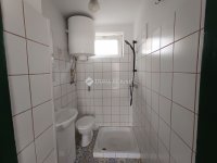 Eladó családi ház, Tápiószentmártonon 38.5 M Ft, 2 szobás