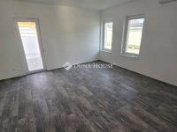 Eladó téglalakás, Lajosmizsén 65.9 M Ft, 3 szobás