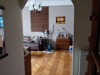 Eladó családi ház, Vecsésen 110 M Ft, 5 szobás