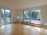 Eladó téglalakás, III. kerületben 200 M Ft, 6 szobás