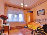 Eladó családi ház, Békésen 85 M Ft, 5 szobás