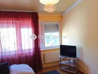 Eladó családi ház, Vecsésen 148 M Ft, 3 szobás