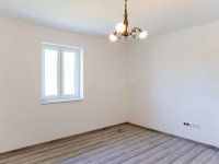 Eladó családi ház, Pomázon 199 M Ft, 5 szobás