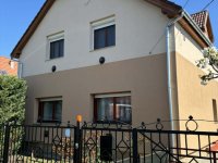 Eladó családi ház, XVII. kerületben 169.9 M Ft, 5 szobás