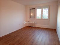 Eladó panellakás, Pécsett 44.9 M Ft, 2 szobás