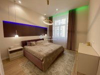 Eladó téglalakás, V. kerületben 420 M Ft, 4 szobás