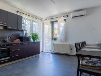 Eladó családi ház, XVI. kerületben 429 M Ft, 6 szobás