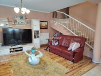 Eladó téglalakás, Székesfehérvárott 108 M Ft, 3 szobás