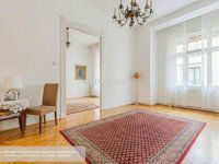 Eladó téglalakás, VI. kerületben 138.9 M Ft, 3 szobás