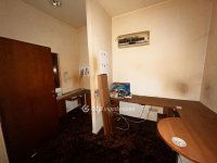 Eladó üzlethelyiség