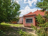 Eladó családi ház, Pusztaszabolcson 58 M Ft, 5 szobás