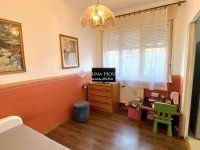 Eladó családi ház, XX. kerületben 32 M Ft, 4 szobás