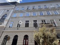 Eladó téglalakás, Budapesten, VI. kerületben, Paulay Ede utcában