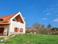 Eladó nyaraló, Balatonalmádiban 321 M Ft, 3+1 szobás