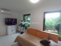 Eladó családi ház, Szentendrén 195 M Ft, 7 szobás