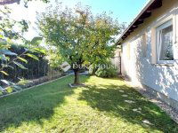 Eladó téglalakás, Szombathelyen 119.99 M Ft, 5 szobás