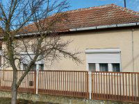 Eladó családi ház, Tószegen 18.5 M Ft, 2 szobás