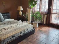 Eladó családi ház, Vecsésen 110 M Ft, 5 szobás