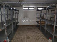 Eladó üzlethelyiség