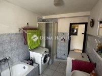 Eladó ikerház, Pécsett 75 M Ft, 3 szobás / költözzbe.hu