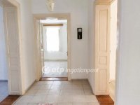 Eladó családi ház, Turán 43.9 M Ft, 2 szobás