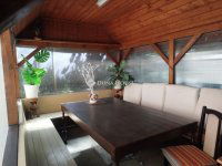 Eladó családi ház, Velencén 99 M Ft, 6 szobás