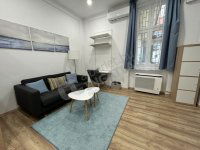 Kiadó téglalakás, albérlet