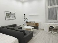 Kiadó téglalakás, albérlet