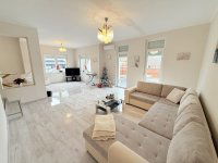 Eladó családi ház, XVIII. kerületben 149.9 M Ft, 6 szobás