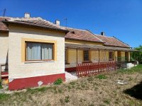 Eladó családi ház, Lesencetomajon 23.99 M Ft, 2 szobás