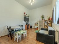 Eladó téglalakás, Budaörsön 75 M Ft, 3 szobás