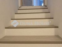 Eladó családi ház, Monoron 164.9 M Ft, 5 szobás