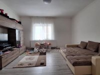 Eladó családi ház, Bősárkányon 60 M Ft, 4 szobás