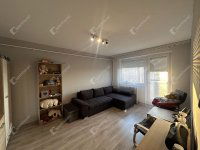 Eladó panellakás, Oroszlányban 33.5 M Ft, 2 szobás