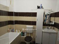 Eladó téglalakás, Dabason 74.99 M Ft, 3 szobás