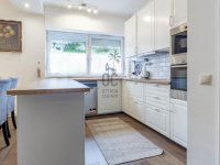 Eladó téglalakás, XII. kerületben 169.9 M Ft, 4 szobás