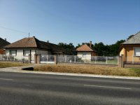 Eladó családi ház