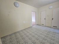 Eladó panellakás, III. kerületben 69.9 M Ft, 3 szobás