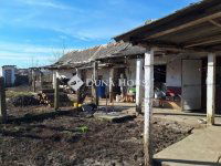 Eladó családi ház, Tetétlenen 5.7 M Ft, 2 szobás