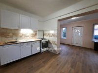 Eladó családi ház, Siófokon 65 M Ft, 2 szobás