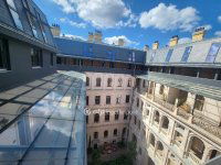 Eladó téglalakás, VI. kerületben 340 M Ft, 3 szobás