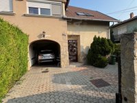 Kiadó ikerház, albérlet, XVI. kerületben, Petőfi utcában