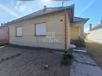 Eladó családi ház, Kelebián 20.5 M Ft, 3 szobás