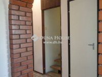 Eladó családi ház, Székesfehérvárott 87 M Ft, 8 szobás