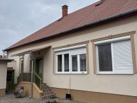 Eladó családi ház