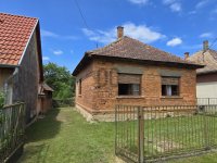 Eladó családi ház, Hegyhátszentjakabon 10 M Ft, 2 szobás