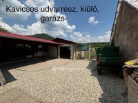 Eladó családi ház