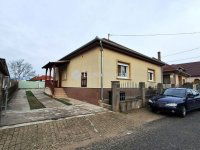 Eladó családi ház