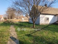 Eladó családi ház, Szekszárdon 12.5 M Ft, 1 szobás