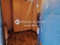 Eladó ikerház